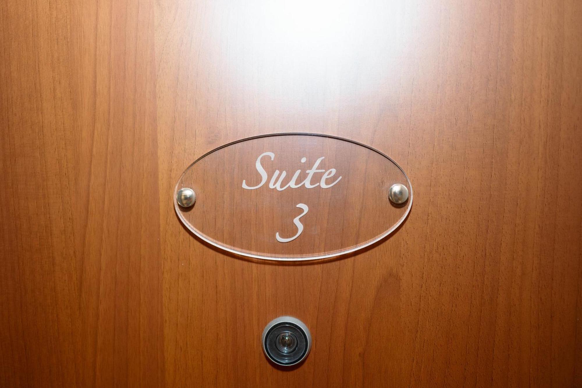 Romano'S Luxury Stay B&B Bari Phòng bức ảnh