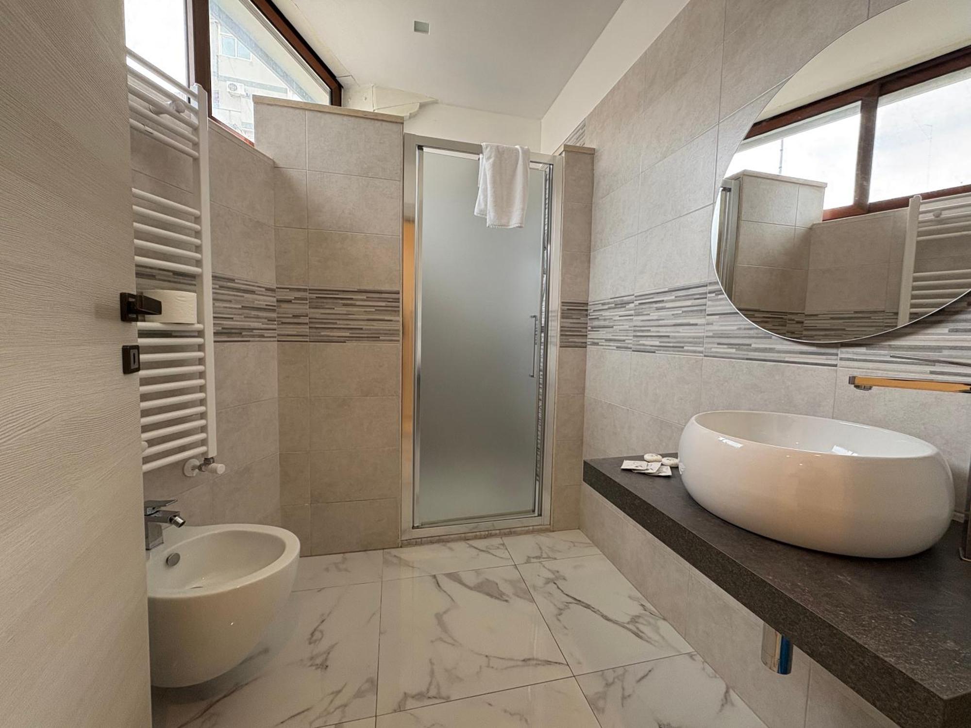 Romano'S Luxury Stay B&B Bari Ngoại thất bức ảnh