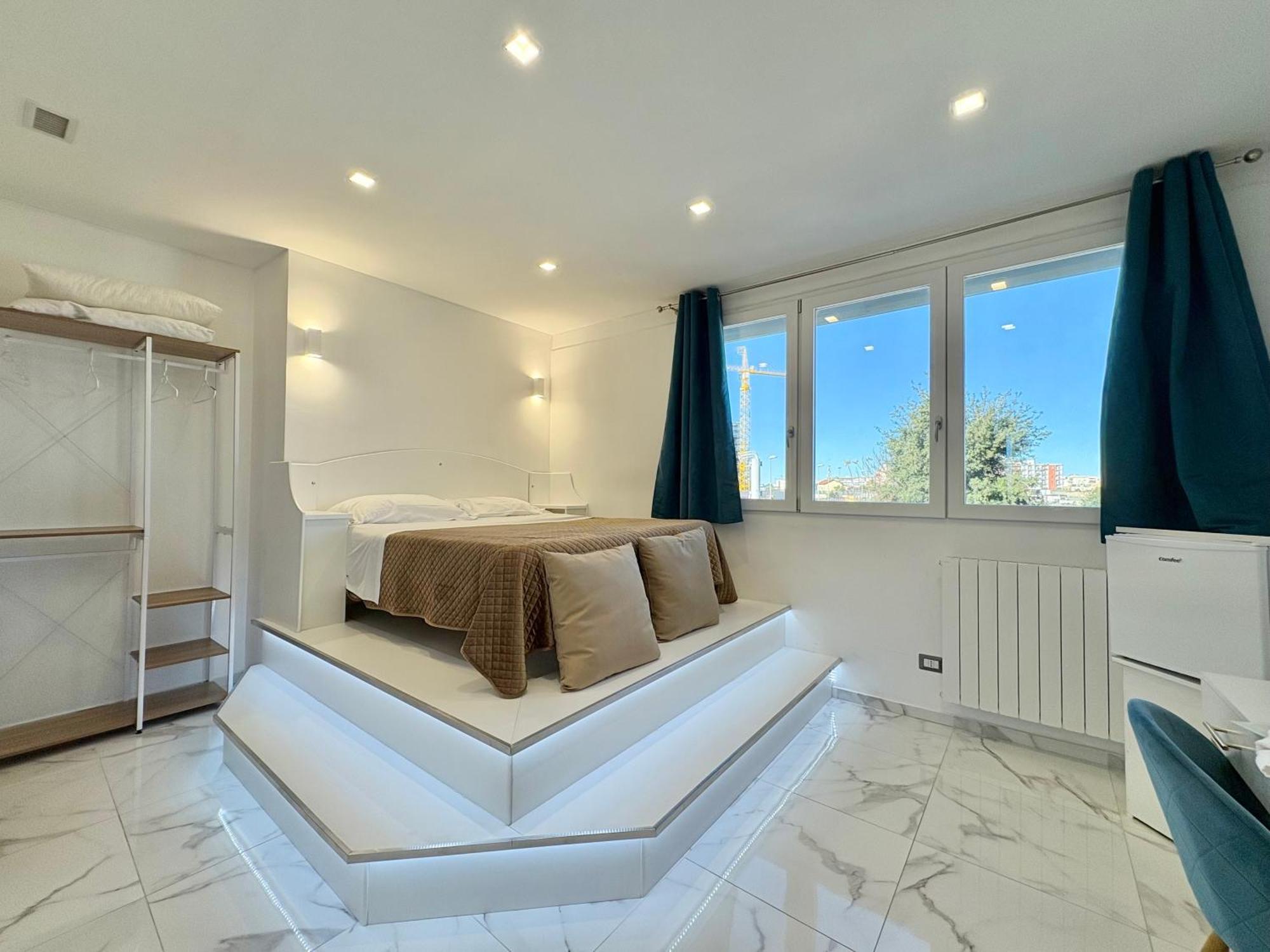 Romano'S Luxury Stay B&B Bari Ngoại thất bức ảnh